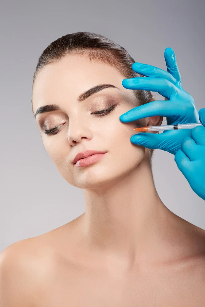 Skinbooster precio en Barcelona aplicado en tratamiento facial médico-estético